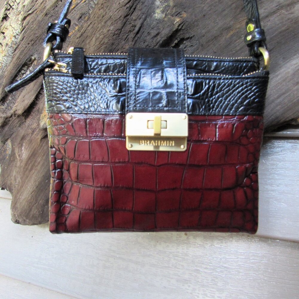 BRAHMIN CROC EMBOSSED MOJITO BAG, LOTS OF STORAGE , EXCELLENT COND. MAKE OFFER - Picture 1 of 9